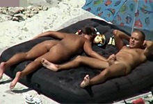 Sex na pláži videá