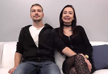 Sympatický párik Dušana a Marek natočia ľahké erotické video ...
